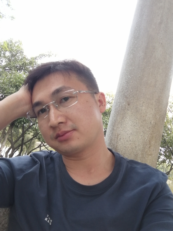不如随风的第一张照片--佛山残疾人相亲网